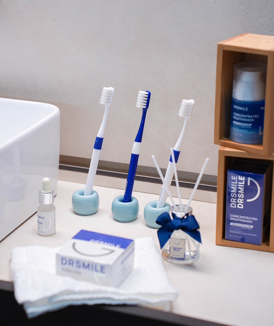 DrSmile pop-up store gallery
